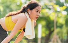 Phụ nữ chậm già, thọ dài thường có 5 điểm chung, ai sở hữu cả thì xin chúc mừng