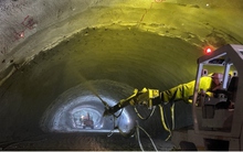 Khoan thông hai hầm trên cao tốc Quảng Ngãi-Hoài Nhơn trước tiến độ