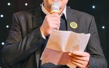 "Ngày ấy tiếng Anh là đủ, bây giờ chỉ tiếng Anh thôi vẫn "chết" - Quan điểm đáng suy ngẫm từ thầy giáo