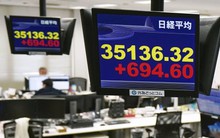 Chỉ số chứng khoán này vừa phá đỉnh tồn tại suốt hơn 30 năm, nhà đầu tư "vỡ òa"