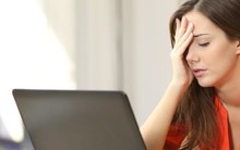 Nghĩ mờ mắt, đau đầu do áp lực học tập, đi khám phát hiện mắc bệnh hiếm