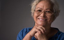 U60 đi làm bảo mẫu 8 năm, tôi phát hiện ra điểm chung "đau lòng" của đời người: Ai giàu nghèo, sang hèn đều gặp khi tuổi xế chiều