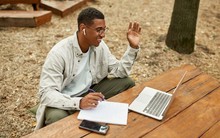 10 công việc đang ‘khát nhân lực’ năm 2024: Cho phép nhân viên làm tại nhà, không cần kinh nghiệm quá cao siêu vẫn bỏ túi ít nhất 700 triệu đồng/năm