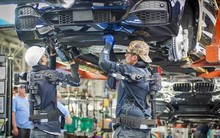 BMW sẽ sử dụng robot hình người tại nhà máy sản xuất ô tô tại Mỹ