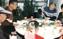 Tôi 63 tuổi, xuống thành phố ở với con, mới hiểu: Hóa ra mọi người không thích khách đến chơi nhà không phải vì coi thường mà ở 4 LÝ DO