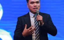 Ông Hoàng Nam Tiến nói về tầng lớp vô dụng mới, sếp “Cơ hội cho ai” bày cách giúp “sống chung với lũ”