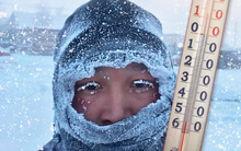 Thời tiết 9 độ C của Hà Nội vẫn còn ‘nóng’ so với những nơi này: Nhìn trời không biết ngày hay đêm, râu bị đóng băng ngay khi bước ra ngoài trời