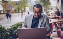 10 công ty đang ‘khát nhân lực’, có tuyển dụng số lượng lớn trong năm 2024: Cho phép nhân sự làm từ xa, một số vị trí còn trả mức lương hơn 200 triệu đồng/tháng