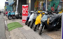 Ô tô, xe máy cũ giảm giá sốc