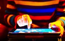 Dân Mỹ dùng màn hình công nghệ quá nhiều, thiệt hại tới 73 tỷ USD mỗi năm