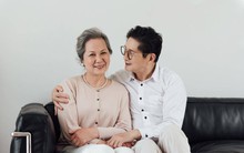 Phụ nữ U53 tìm người lương cao để tái hôn, hẹn hò 3 lần mới hiểu 1 điều quan trọng để cuối đời bình yên