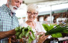 BS Mỹ tiết lộ 5 thói quen ăn uống người dân Vùng Xanh ưa chuộng, làm được tim, gan khỏe, phòng ung thư