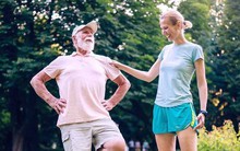 Bài kiểm tra 10 giây có thể dự báo tuổi thọ: Nguy cơ tử vong sớm tăng gần gấp đôi khi thực hiện thất bại