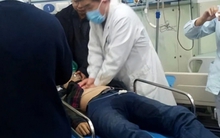 Người đàn ông đột tử sau khi ngồi liên tục 50 giờ, bác sĩ cảnh báo 5 dấu hiệu xuất hiện cục máu đông