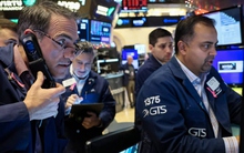 Microsoft sắp vượt Apple trở thành công ty giá trị nhất thế giới