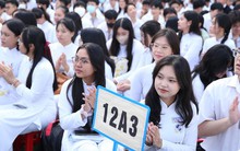 Đề xuất miễn học phí cho con nhà giáo: Chỉ nên ưu tiên cho người khó!