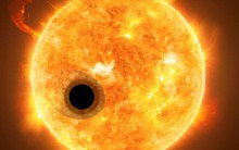 Kỳ lạ hành tinh giống… quả trứng bắc thảo trôi giữa trời