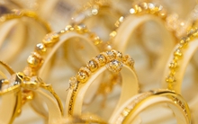 Giá vàng nhẫn cao nhất lịch sử, có nên đầu tư?