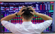 Chứng khoán Việt Nam bất ngờ giảm điểm sau khi công bố số liệu GDP tích cực