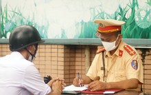 Từ 1/1/2025, người chưa nộp phạt vi phạm giao thông sẽ không được cấp, đổi giấy phép lái xe