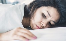 Mấy giờ đi ngủ được xem là thức khuya? Không phải 11 hay 12 giờ, hóa ra lâu nay nhiều người đã hiểu nhầm