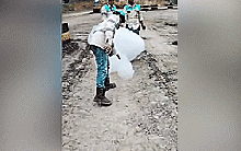 Độc lạ: “Đám mây” rơi xuống đất không gây mưa, làm nhiều người tò mò