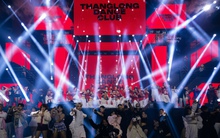 Đại nhạc hội kỷ niệm 36 năm thành lập Trường Đại học Thăng Long: "Không thua kém bất kỳ concert chuyên nghiệp nào!"