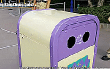 Độc lạ: Thùng rác biết đi, biết nói gây sốt cộng đồng mạng