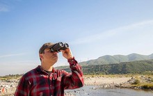 Dự báo lợi nhuận Q4/2024 của 54 DN: Công ty 'nhà' ông Phạm Nhật Vượng tăng hơn 1.700%, Thế giới di động, Vietjet, FPT Retail tăng 300-600%