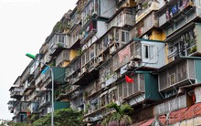 Cận cảnh loạt tập thể cũ nát Hà Nội phải gấp rút cải tạo