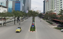 Xem loạt ảnh sáng mùng 1 Tết Giáp Thìn này, bạn có thể quên luôn Hà Nội từng tắc đường thế nào