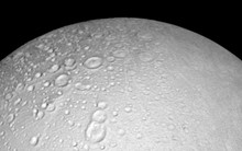 Phát hiện đại dương bí mật bên trong Mặt trăng của sao Thổ