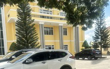 Chủ tịch xã tử vong trong tư thế treo cổ tại cơ quan