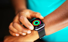 Cứu sống hành khách máy bay bằng Apple Watch