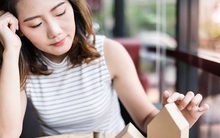 “Vay tiền mua nhà, mua xe là lựa chọn phi lý, không nên”?