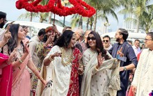 Tỷ phú Ấn Độ tổ chức đám cưới lớn chưa từng thấy tại Vinpearl Hạ Long: 600 khách mời thuộc giới siêu giàu tiệc tùng suốt 3 ngày đêm, đích thân Chủ tịch thành phố đến tặng quà