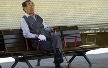 20 năm trước, tôi cho anh trai mượn 2 triệu đồng, tới khi gặp khó khăn cách cư xử của anh làm tôi suy ngẫm