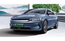 'Ông trùm' xe điện chuẩn bị về Việt Nam trình làng bom tấn chỉ 'ăn' xăng 1,58l/100km, giá siêu rẻ mở ra kỷ nguyên mới thách thức xe xăng