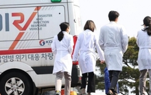 Tình cảnh ngay lúc này của người bệnh tại Hàn Quốc khi bác sĩ đình công: Thai phụ phải "hoãn" sinh, bệnh nhân ung thư không được hóa trị