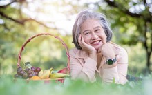 Dấu hiệu cho thấy 1 người sống sung túc, tiền tiêu không hết khi về già: Có đủ cả thì xin chúc mừng