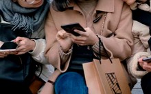 Một xu hướng kinh doanh mới rộ lên ở giới trẻ Trung Quốc, có thể kiếm được 300.000 VND/giờ chỉ bằng việc ngồi lắng nghe, khách hàng trải dài ở nhiều độ tuổi