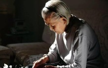 Nuôi 4 đứa cháu học đại học nhưng bị chúng cắt đứt liên lạc, 16 năm sau, tôi gặp lại mà thấy ấm lòng