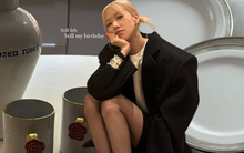 BST gốm sứ của Rosé vừa kết nạp thêm vài em: Chén dĩa, bình hoa... toàn đồ thủ công tinh xảo, giá cỡ 1500 euro