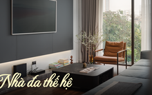 Ngôi nhà 3 thế hệ được ví như "chốn ẩn mình" lý tưởng nhờ được ôm trọn bởi không gian sân vườn xanh mát