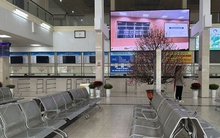 Bến xe ngày cận Tết, nhà xe dài cổ chờ khách