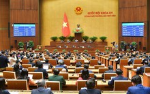 CHỦ TỊCH QUỐC HỘI KÝ CHỨNG THỰC LUẬT ĐẤT ĐAI (SỬA ĐỔI)