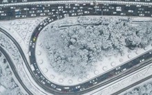 Bão tuyết Trung Quốc làm gián đoạn giao thông, cả triệu người nguy cơ mắc kẹt