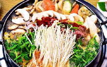 4 kiểu ăn uống trong ngày Tết khiến đường huyết tăng vọt mất kiểm soát, có thể đe dọa sức khỏe của người tiểu đường