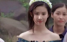 Lưu Diệc Phi lại gây sốt với ảnh hồi cấp 2, nhan sắc ra sao mà được nhận xét xinh hơn cả hiện tại?