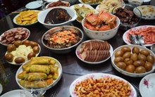 Huấn luyện viên chỉ ra 4 thực phẩm bạn nên "kiêng rè" nếu không muốn sau Tết "toàn nọng là nọng"